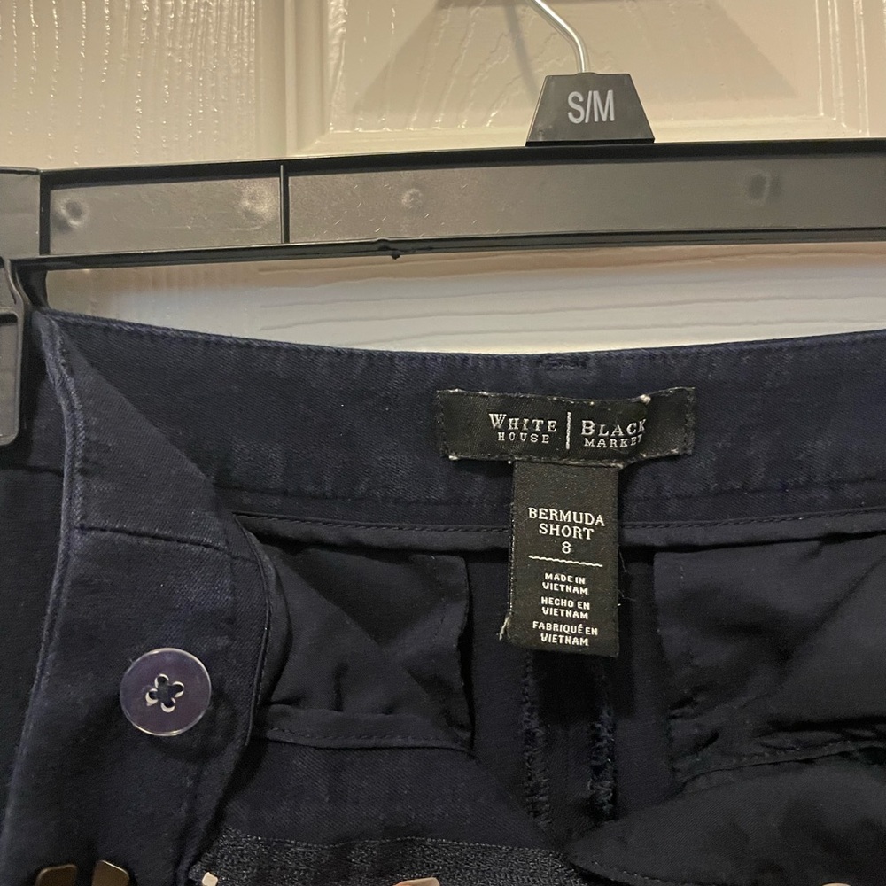 Shorts - Picture 3 of 3